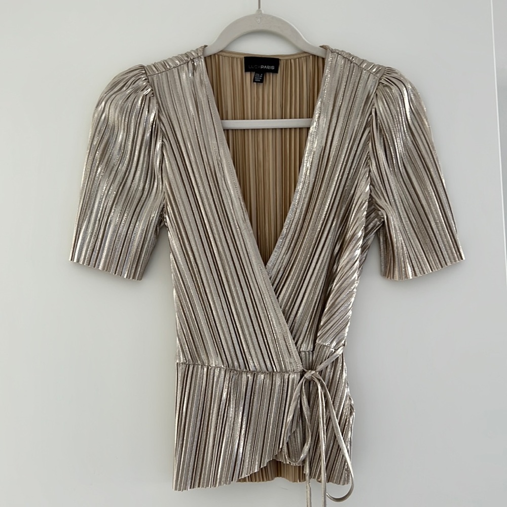 Metallic pleated top